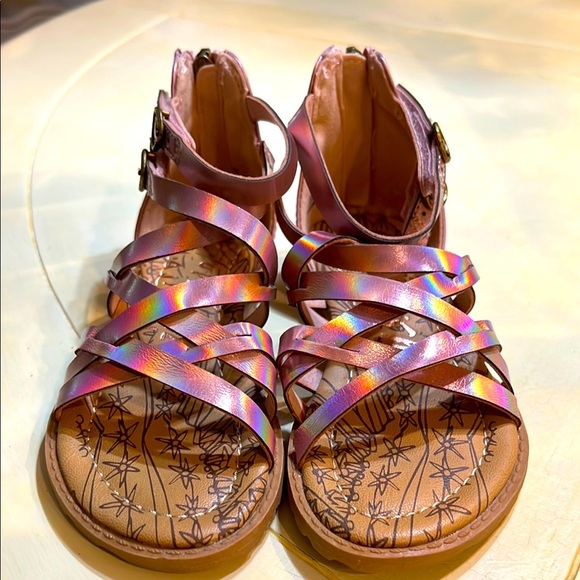 Iridescent Pink Strappy Sandals by Blowfish size 10 - Picture 1 of 3